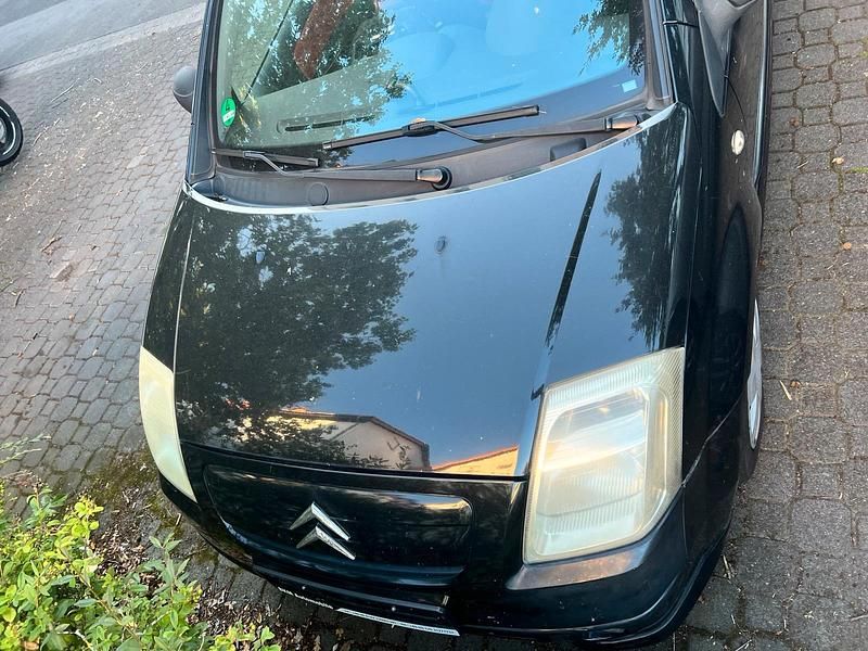 Schwarz Gebraucht 2005 Citroën C2 VTR Sport Kleinwagen | 950 € - Bild 1/4