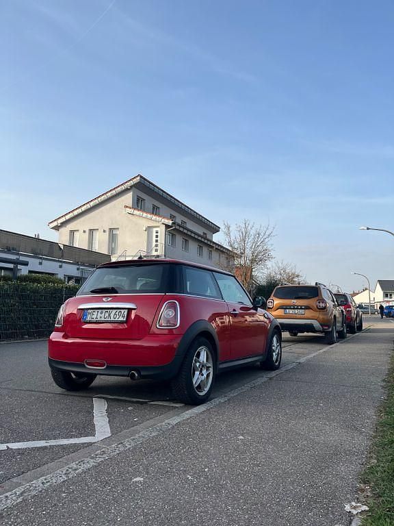 Gebraucht Mini ONE 95 PS (69 kW) 2010 Rot Kleinwagen