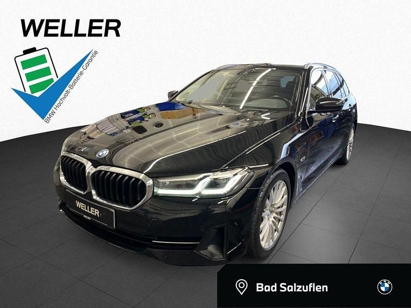 Schwarz ii (schwarz) Gebraucht 2021 BMW 530e Sport Line Kombi | 28.333 € (Guter Preis) - Bild 1/4