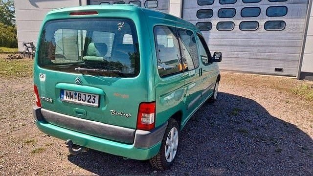 Grau Gebraucht 1999 Citroën Berlingo Van / Kleinbus | 1.350 € (Etwas zu teuer) - Bild 1/4