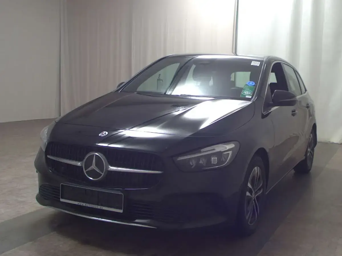 Gebraucht Mercedes B250 Progressive 218 PS (160 kW) 2023 Schwarz Kleinwagen