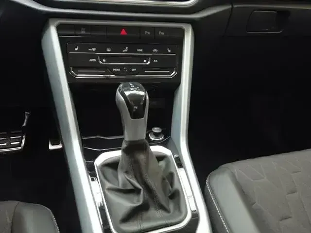 Gebraucht VW T-Roc Goal 150 PS (110 kW) 2025 Silber SUV