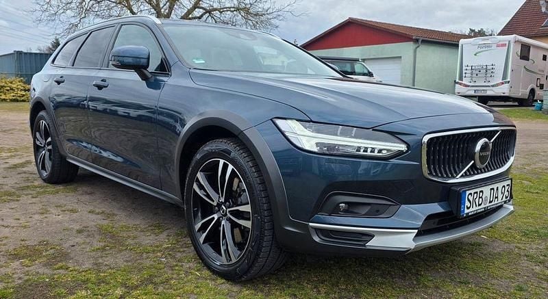 Gebraucht Volvo V90 CC Pro 197 PS (144 kW) 2021 Blau Kombi