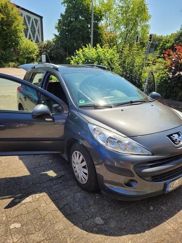 Grau Gebraucht 2007 Peugeot 207 Kombi | 1.800 € (Fairer Preis) - Bild 1/4