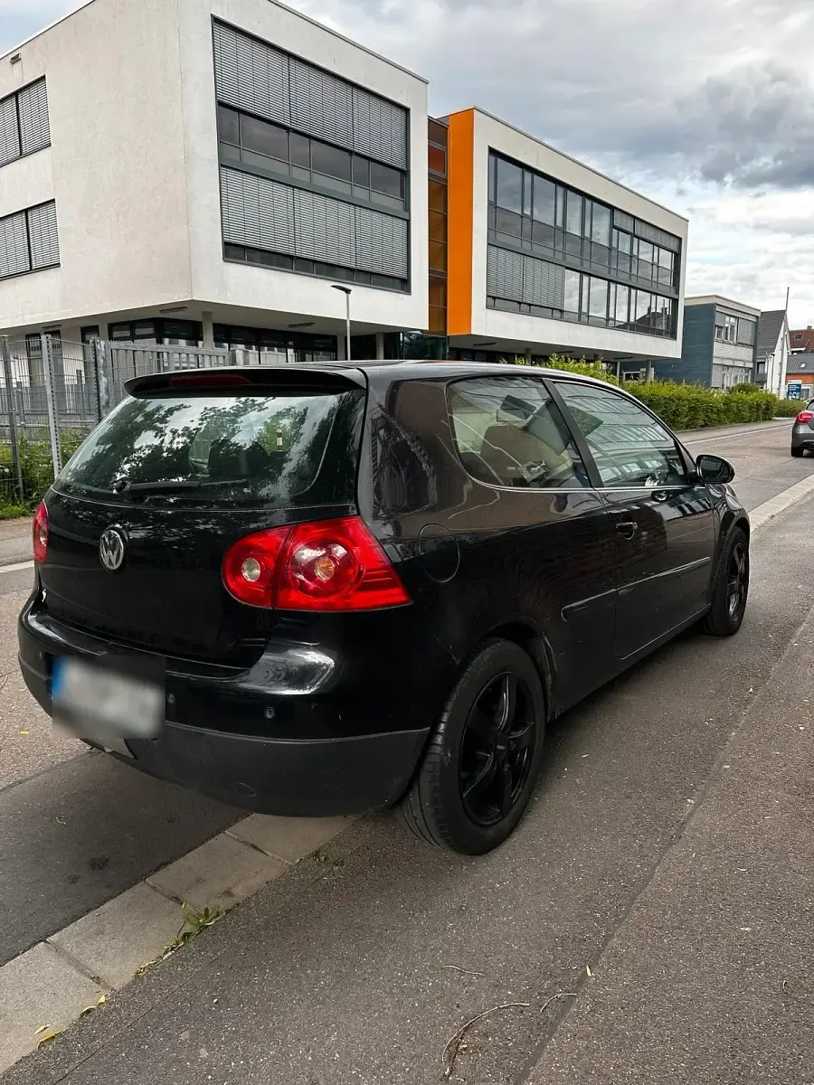 Gebraucht VW Golf 105 PS (77 kW) 2005 Schwarz Coupé