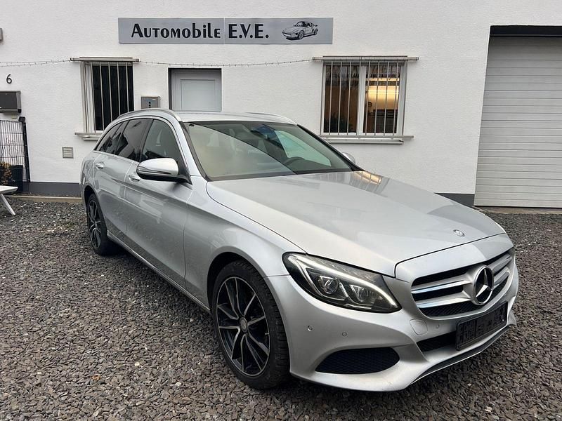 Silber Gebraucht 2016 Mercedes C220 Avantgarde Kombi | 8.999 € (Etwas zu teuer) - Bild 1/4