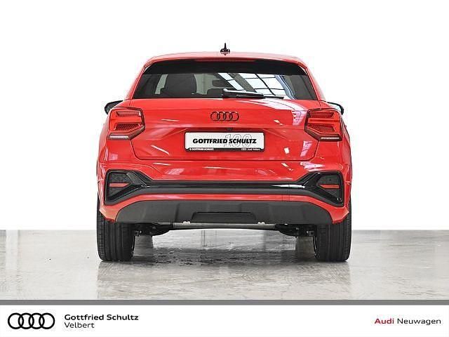 Neu Audi Q2 S-Line 150 PS (110 kW) 2026 Rot SUV