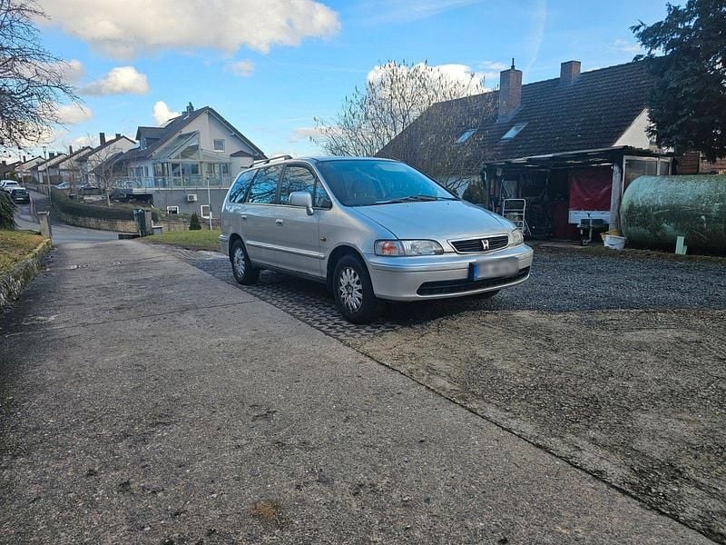 Second-hand Honda Shuttle LS 150 CP (110 kW) 2000 Argintiu Monovolum