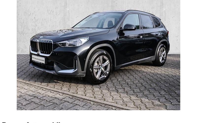 Second-hand BMW X1 Shadowline 211 CP (155 kW) 2024 Negru SUV