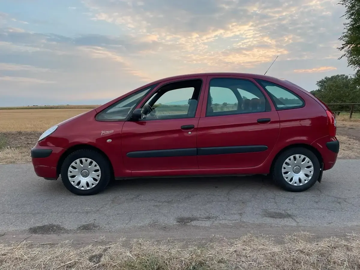 Gebraucht Citroën Xsara Picasso 95 PS (69 kW) 2005 Rot Van / Kleinbus