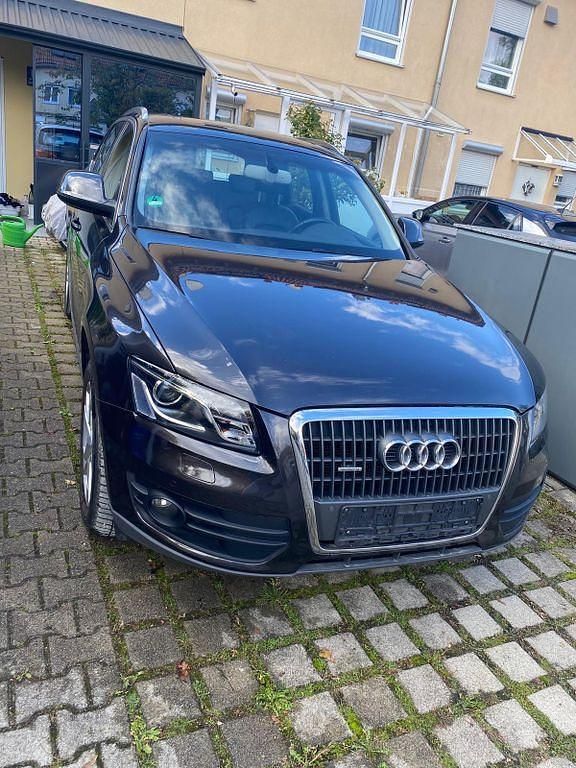Grau Gebraucht 2011 Audi Q5 SUV | 9.500 € (Superpreis) - Bild 1/4