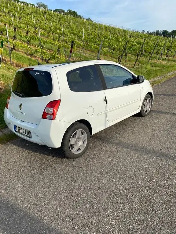 Gebraucht Renault Twingo Dynamique 75 PS (55 kW) 2011 Weiß Kleinwagen
