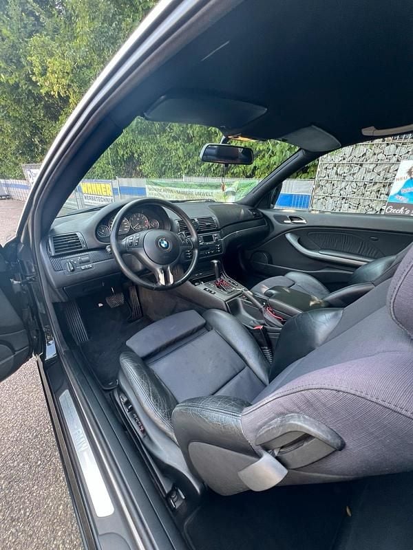 Gebraucht BMW 330 231 PS (169 kW) 2001 Schwarz Coupé