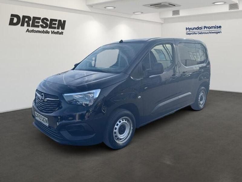 Schwarz Gebraucht 2019 Opel Combo Selection Van / Kleinbus | 8.990 € (Superpreis) - Bild 1/4