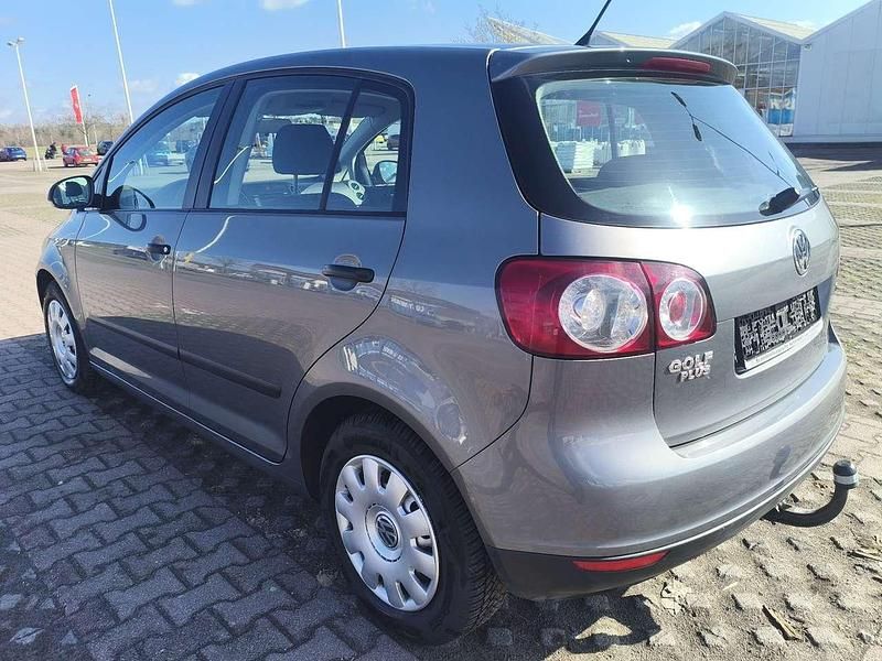 Gebraucht VW Golf V Trendline 102 PS (75 kW) 2007 United grey metallic Kleinwagen