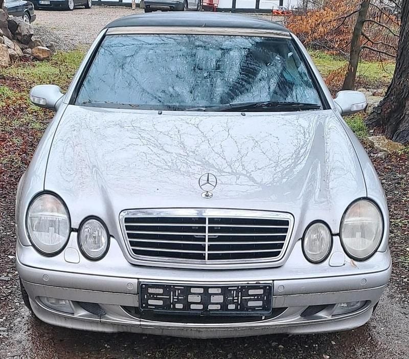 Gebraucht Mercedes CLK320 Avantgarde 217 PS (159 kW) 2001 Silber Cabrio