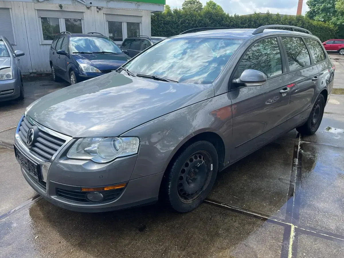 Usata VW Passat Trendline 150 CV (110 kW) 2007 Grigio Station wagon