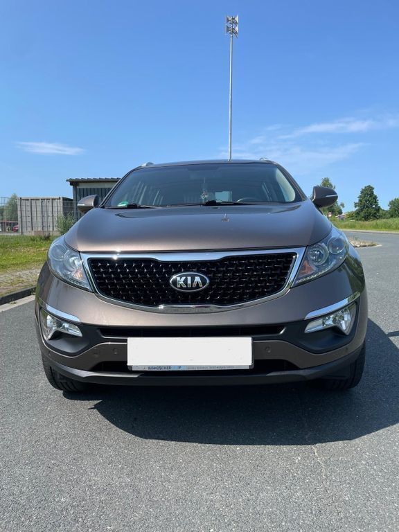 Beige Gebraucht 2016 Kia Sportage Edition 7 SUV | 11.950 € (Guter Preis) - Bild 1/4