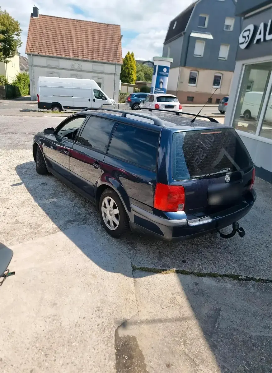 Gebraucht VW Passat 1997 Blau Kombi