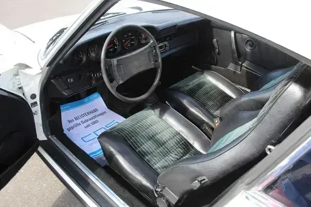 Gebraucht Porsche 911 165 PS (121 kW) 1977 Weiß Coupé