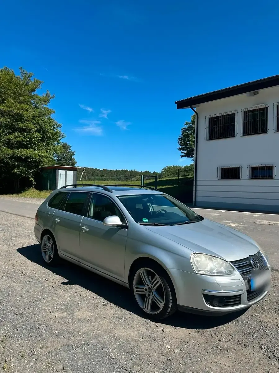 Gebraucht VW Golf V 140 PS (102 kW) 2007 Silber Kombi