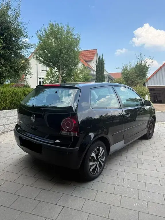 Gebraucht VW Polo 60 PS (44 kW) 2007 Schwarz Kleinwagen