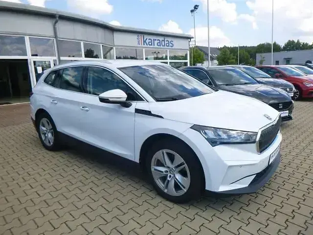 Gebraucht Skoda Enyaq iV Lodge 150 kW (204 PS) 2021 Weiß SUV