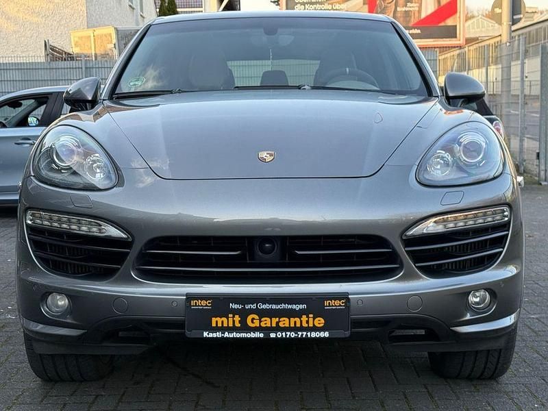 Gebraucht Porsche Cayenne 245 PS (180 kW) 2012 Grau SUV