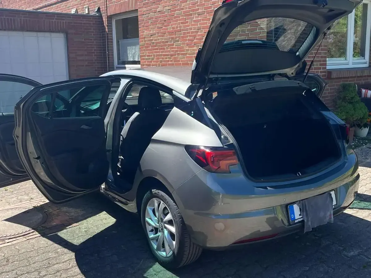 Usata Opel Astra Elegance 145 CV (106 kW) 2019 Grigio Berlina
