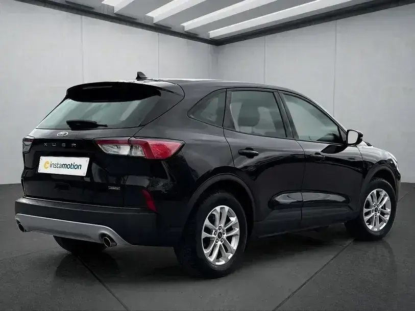 Gebraucht Ford Kuga 224 PS (164 kW) 2022 Schwarz SUV