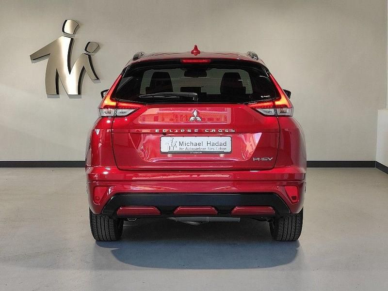 Gebraucht Mitsubishi Eclipse Cross Plus 188 PS (138 kW) 2024 Rot SUV