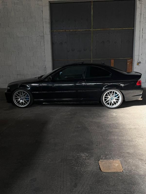 Gebraucht BMW 330 Shadowline 204 PS (150 kW) 2003 Schwarz Coupé