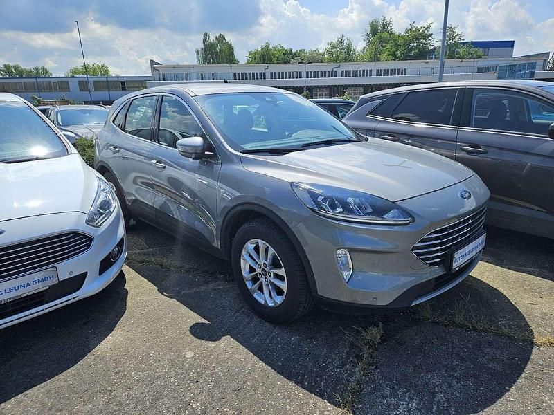 Gebraucht Ford Kuga Titanium 190 PS (139 kW) 2020 Solarsilber SUV