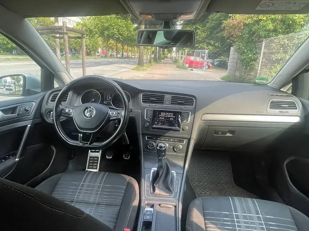 Gebraucht VW Golf VII LOUNGE 110 PS (80 kW) 2015 Silber Kombi