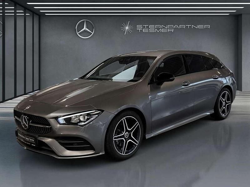 Metalliclack mountaingrau Gebraucht 2023 Mercedes CLA200 AMG Coupé | 30.450 € (Superpreis) - Bild 1/3