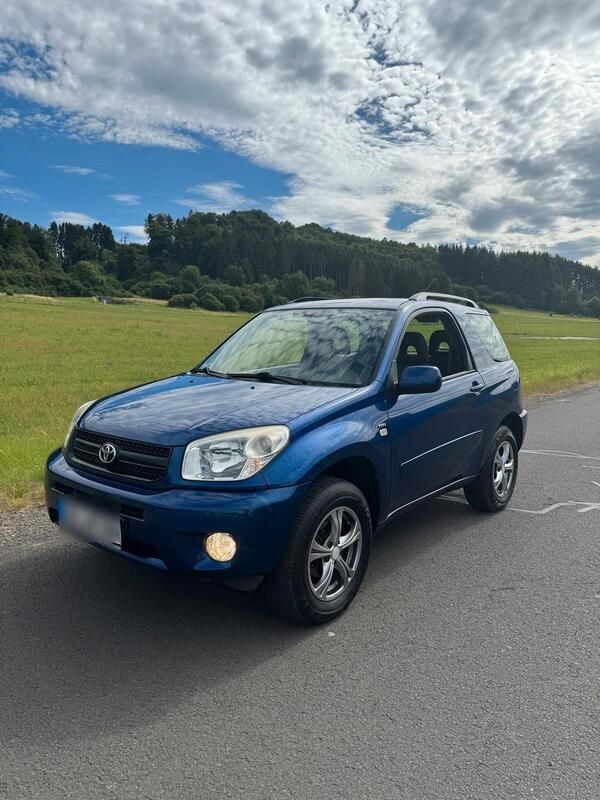 Blau Gebraucht 2005 Toyota RAV4 SUV | 2.800 € (Superpreis) - Bild 1/4