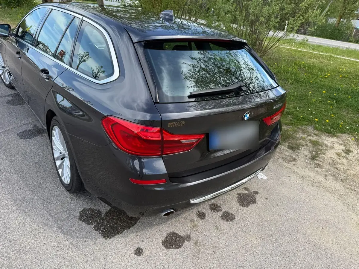 Gebraucht BMW 520 Luxury Line 190 PS (139 kW) 2018 Schwarz Kombi