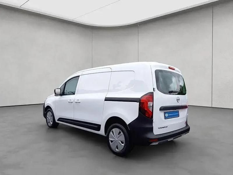 Neu Nissan Townstar N-Connecta 131 PS (96 kW) 2025 Weiß Van