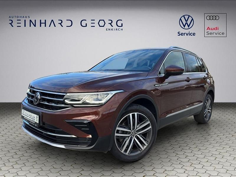 Braun Gebraucht 2021 VW Tiguan Elegance SUV | 33.450 € (Teuer) - Bild 1/4