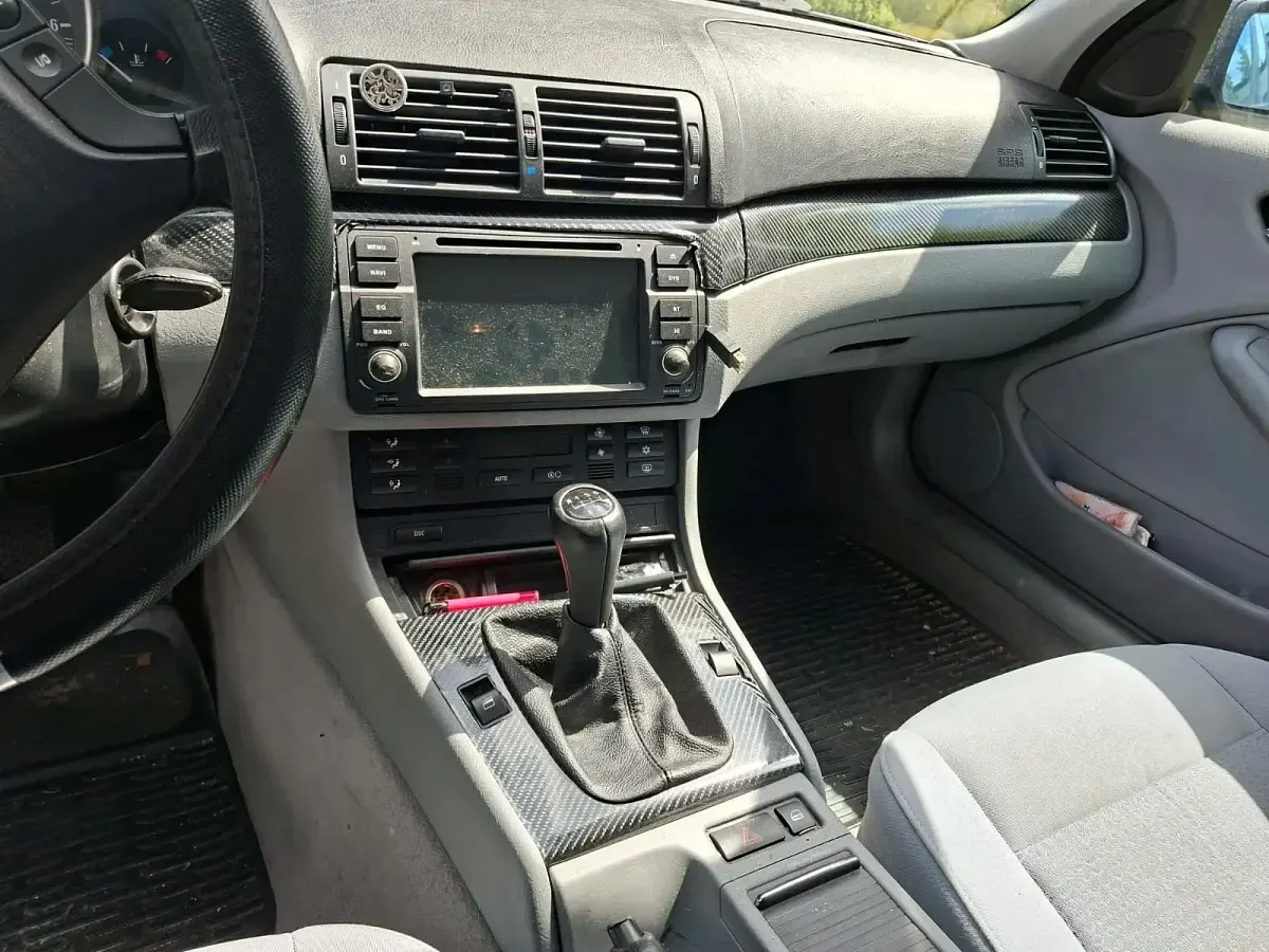 Gebraucht BMW 318 143 PS (105 kW) 2004 Schwarz Kombi