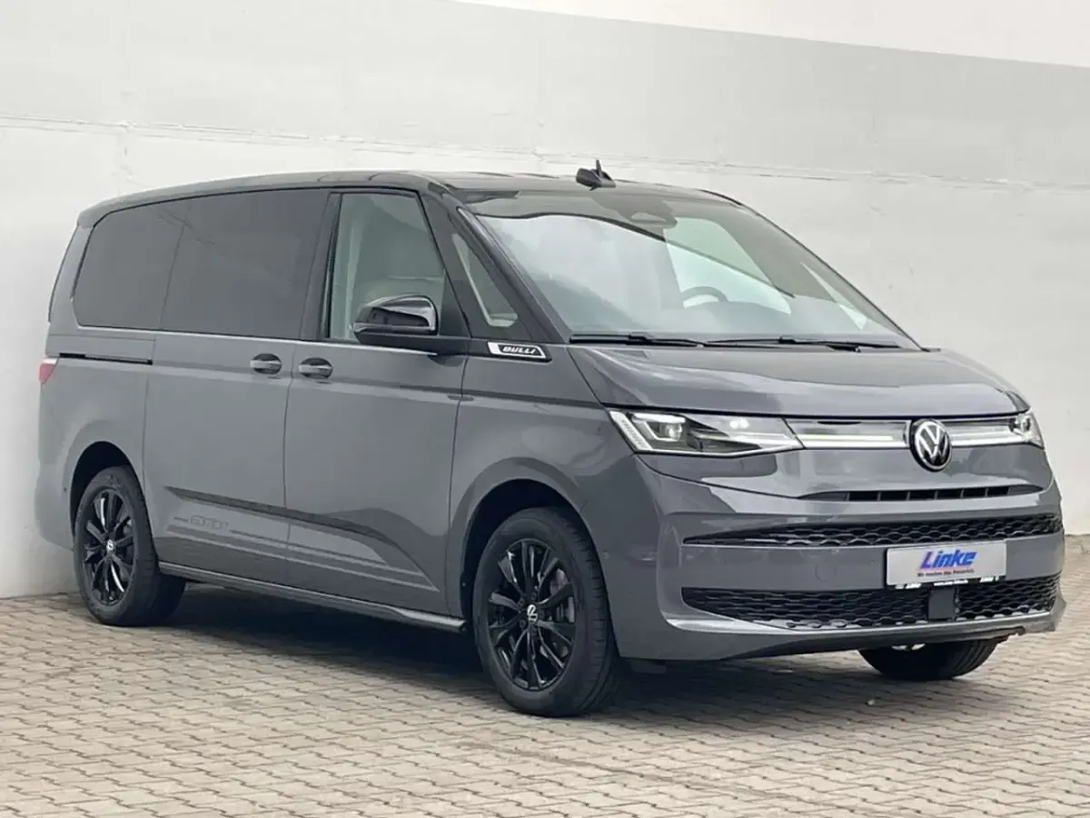 Neu VW Multivan Edition 150 PS (110 kW) 2026 Pure grey Van / Kleinbus