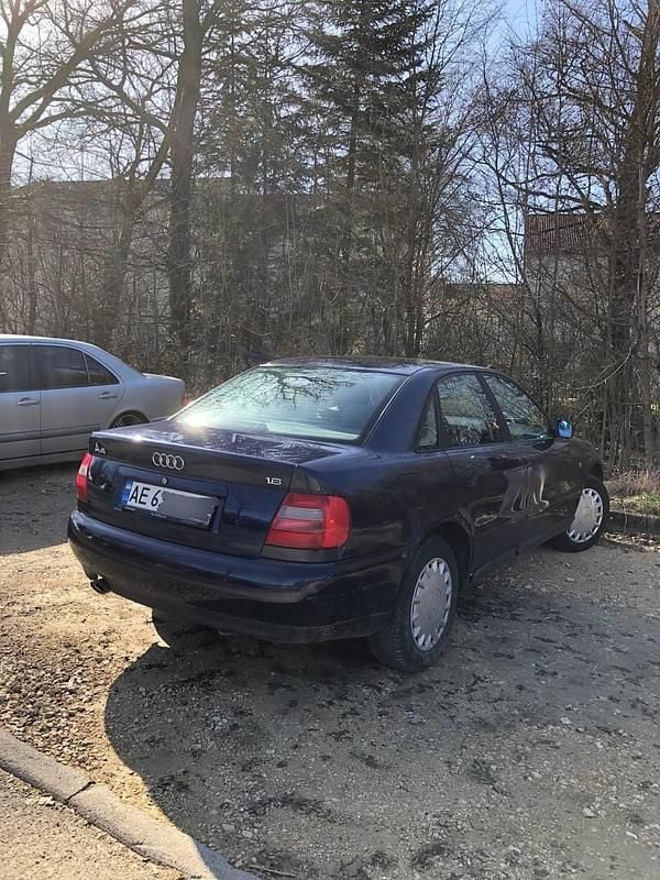 Gebraucht Audi A4 101 PS (74 kW) 1997 Blau Limousine