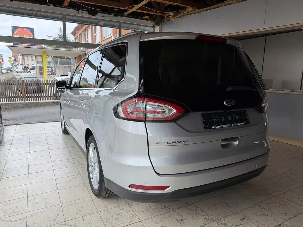Gebraucht Ford Galaxy Titanium 179 PS (131 kW) 2017 Silber Van / Kleinbus