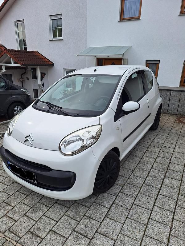 Second-hand Citroën C1 67 CP (49 kW) 2007 Alb Hatchback