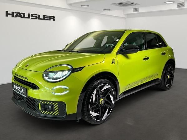 Grün (acid green) Neu 2025 Abarth 600e Scorpionissima SUV | 48.990 € (Fairer Preis) - Bild 1/4