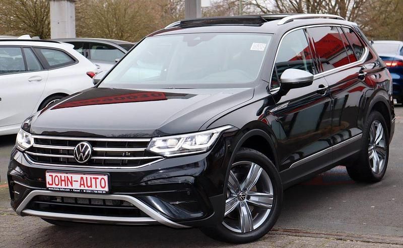 Schwarz Gebraucht 2022 VW Tiguan Allspace Elegance SUV | 28.700 € (Fairer Preis) - Bild 1/4