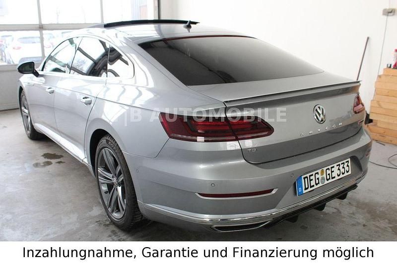 Gebraucht VW Arteon Elegance 239 PS (175 kW) 2017 Silber Kleinwagen