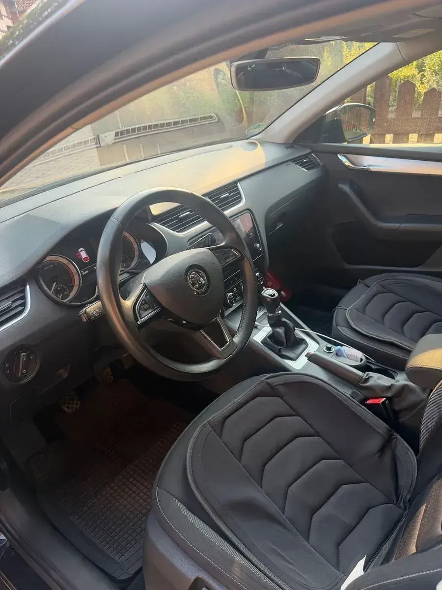 Gebraucht Skoda Octavia Ambition 116 PS (85 kW) 2020 Schwarz Kombi