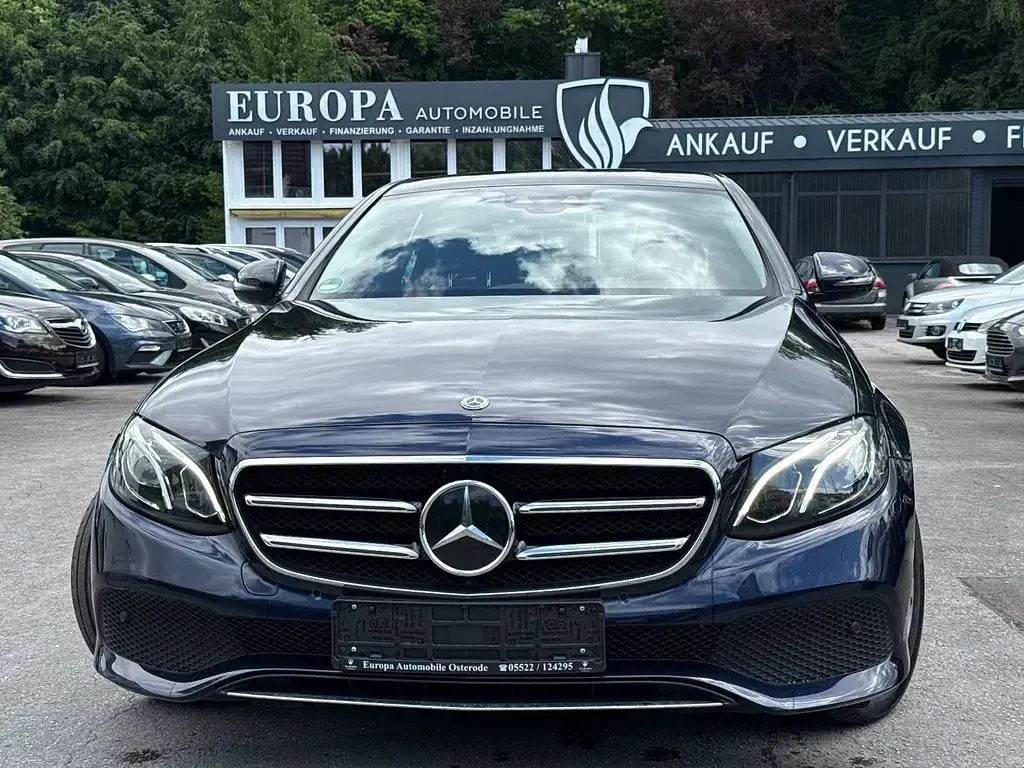 Gebraucht Mercedes E400 340 PS (250 kW) 2019 Blau Limousine
