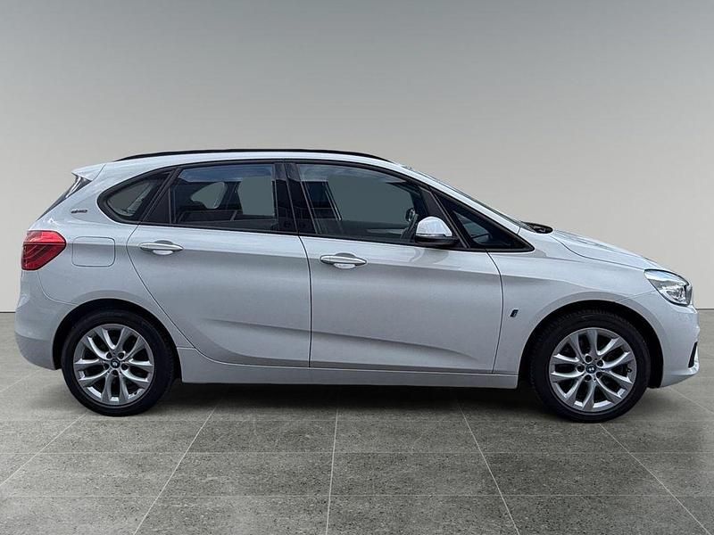 Gebraucht BMW 225 Advantage 136 PS (100 kW) 2017 Weiß Kombi